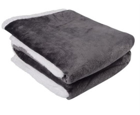 Ковдра флісова 200*220 см Plush hugs Graphite, SOHO  Китай