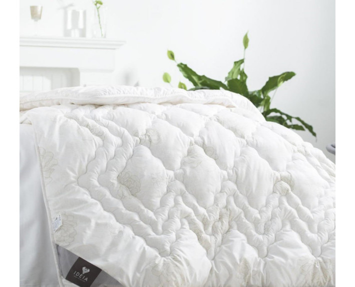 Ковдра AIR DREAM 155*210 CLASSIC оконтована ЛІТО (молоко)