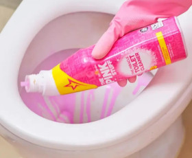 Гель для чищення унітазу 750мл PINK
