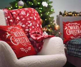 Плед Ardesto Christmas Fleece 130x160см, 100% поліестер, засніжені ялинки
