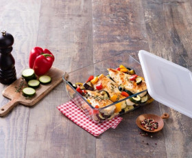 Форма скляна прямокутна з кришкою 2,6л O CUISINE
